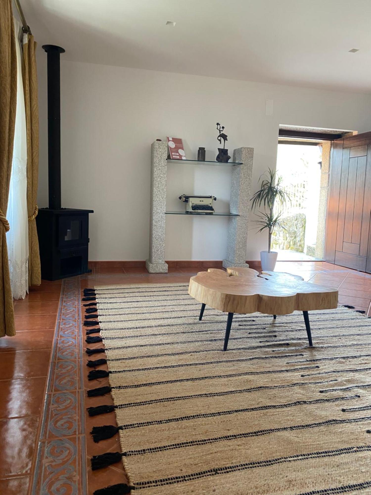 Villa Stone House Salzedas Esterno foto