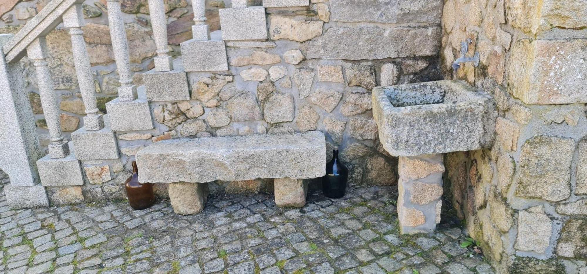 Villa Stone House Salzedas Esterno foto