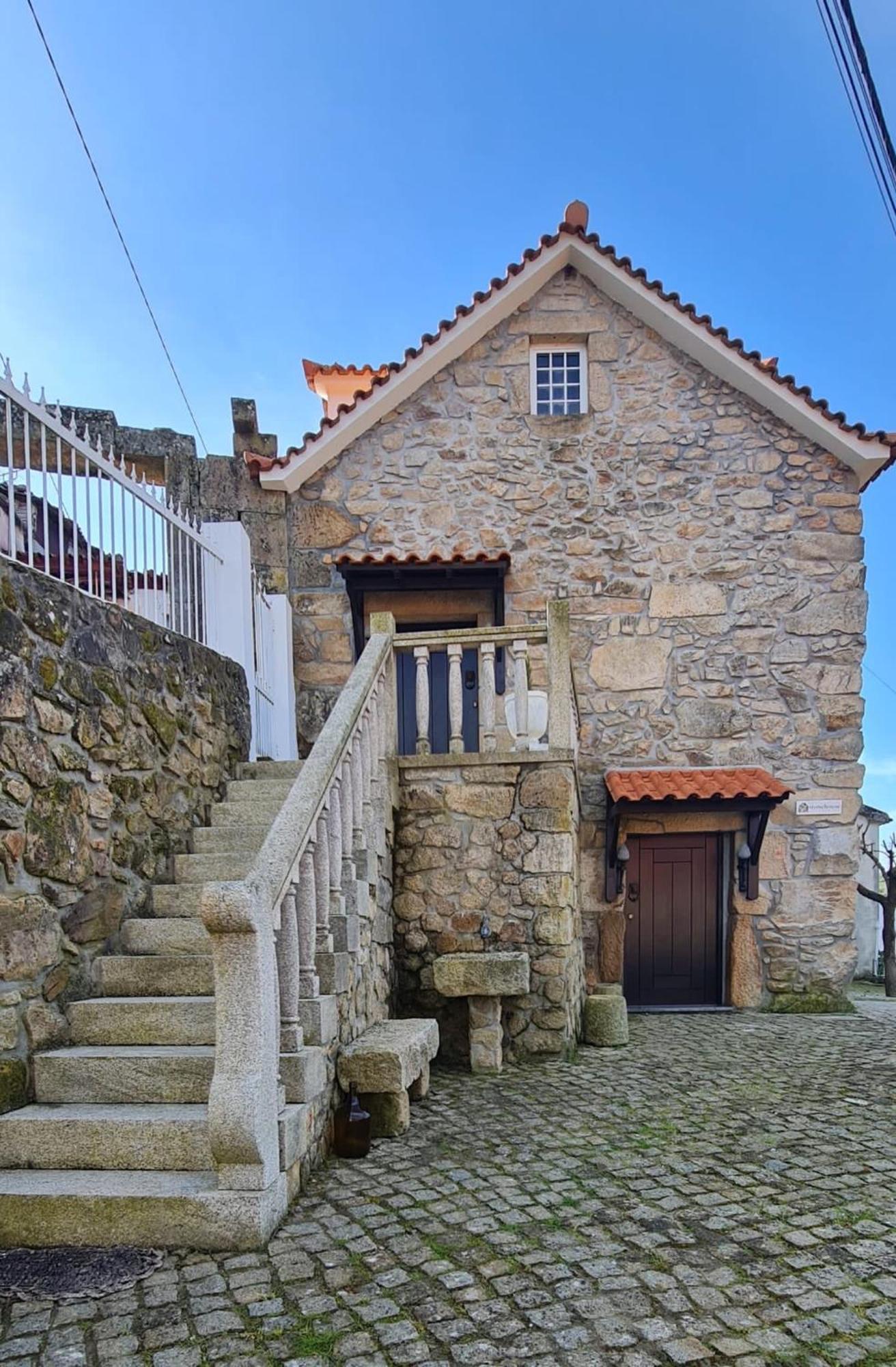 Villa Stone House Salzedas Esterno foto